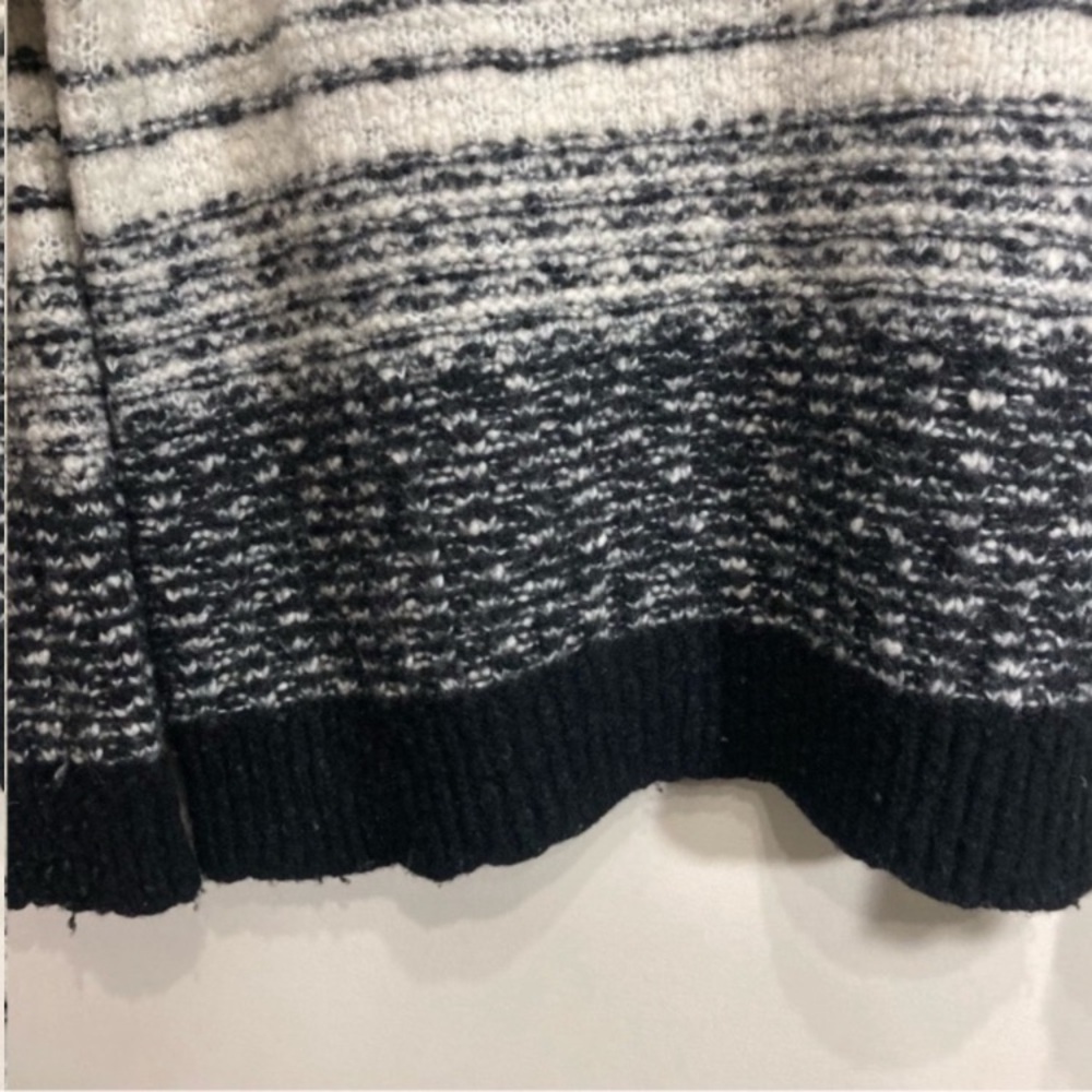 Vince Striped Wool Sweater Size Large Cream Black - Picture 7 of 9